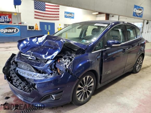 ✅ 2017 Ford C-Max Titanium • VIN: 1FADP5FU2HL110231 • Lot: 53205385. Wystawiony na Copart z przebiegiem 75 187 mil. Bezpłatny archiwum sprzedaży aukcyjnych z USA i szczegółowy raport historii pojazdu na DreamBid. Zdjęcie 1.