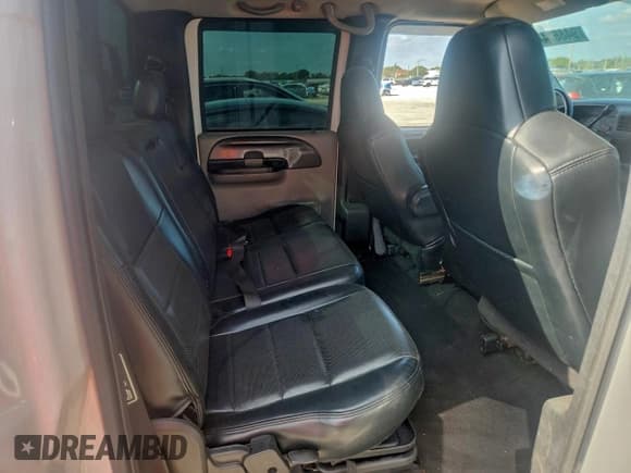 ✅ 2004 Ford F-250 XL • VIN: 1FTNW21S94EA21275 • Лот: 94861445. Опубликован ранее на Copart с пробегом 155 574 миль. Бесплатный доступ к архиву аукционных продаж из США и подробный отчёт об истории автомобиля на DreamBid. Изображение 10.