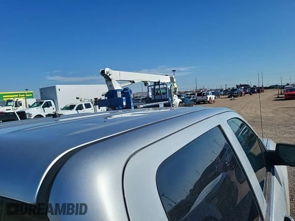 ✅ 2019 Chevrolet Silverado 2500HD LT • VIN: 1GC1KSEG3KF159420 • Lot: 42900673. Wystawiony na IAAI z przebiegiem 105 249 mil. Bezpłatny archiwum sprzedaży aukcyjnych z USA i szczegółowy raport historii pojazdu na DreamBid. Zdjęcie 1.