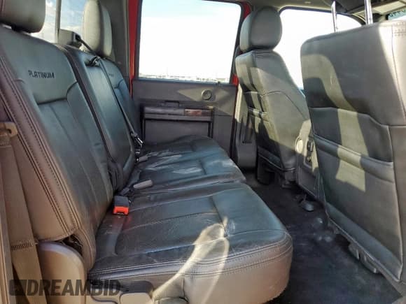 ✅ 2016 Ford F-350 Lariat • VIN: 1FT8W3B69GEA38182 • Lot: 85688445. Wystawiony na Copart z przebiegiem 131 569 mil. Bezpłatny archiwum sprzedaży aukcyjnych z USA i szczegółowy raport historii pojazdu na DreamBid. Zdjęcie 10.