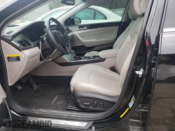 ✅ 2016 Hyundai Sonata Sport • VIN: 5NPE34AF7GH326639 • Лот: 48259753. Опубликован ранее на Copart с пробегом 85 092 миль. Бесплатный доступ к архиву аукционных продаж из США и подробный отчёт об истории автомобиля на DreamBid. Изображение 7.