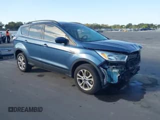 ✅ 2018 Ford Escape SE • VIN: 1FMCU9GDXJUC58577 • Lot: 43692914. Wystawiony na IAAI z przebiegiem 125 851 mil. Bezpłatny archiwum sprzedaży aukcyjnych z USA i szczegółowy raport historii pojazdu na DreamBid. Zdjęcie 1.