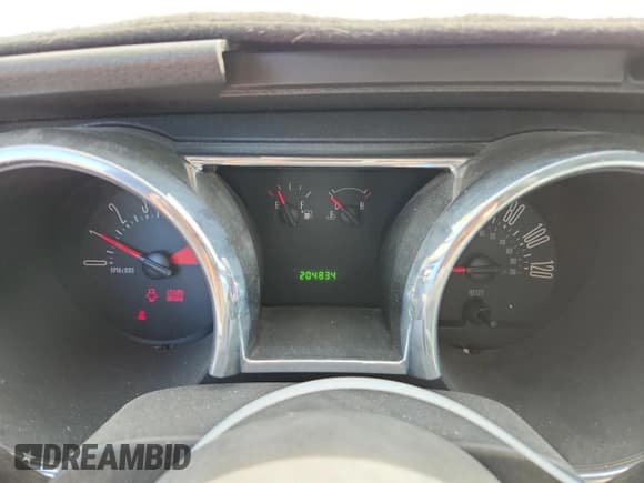 ✅ 2007 Ford Mustang Deluxe • VIN: 1ZVFT80N875210674 • Lot: 84933095. Listed on Copart with 204,834 mi. Free auction sales archive from the USA and detailed vehicle history report at DreamBid. Image 9.