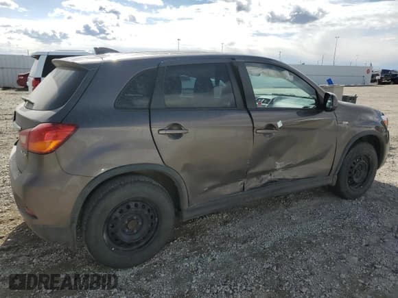 ✅ 2018 Mitsubishi Outlander Sport ES • VIN: JA4AH3AU7JU601622 • Lot: 54835295. Wystawiony na Copart z przebiegiem 46 203 mil. Bezpłatny archiwum sprzedaży aukcyjnych z USA i szczegółowy raport historii pojazdu na DreamBid. Zdjęcie 3.