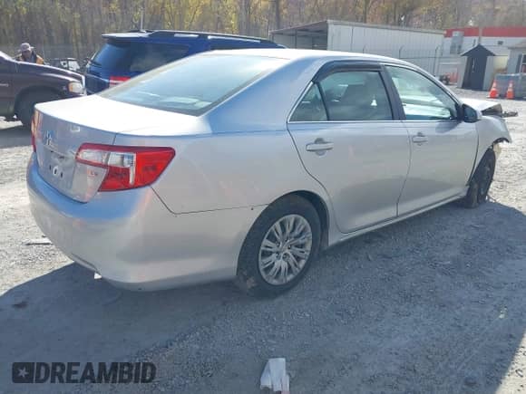 2012 Toyota Camry LE with VIN 4T1BF1FK7CU006571, listed as a IAAI auction lot 43580709 with 256,798 mi miles and . Bid and sale history available at DreamBid. Image 4.