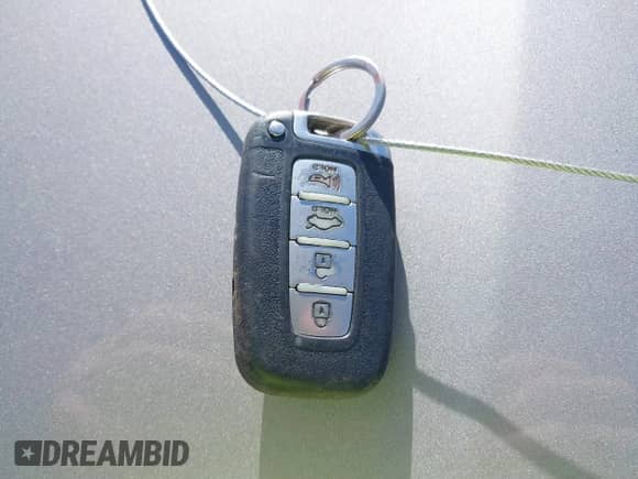 ✅ 2012 Hyundai Azera • VIN: KMHFG4JG2CA169486 • Lot: 41719929. Wystawiony na IAAI z przebiegiem 166 496 mil mil. Skorzystaj z bezpłatnego archiwum sprzedaży aukcyjnych z USA i zobacz szczegółowy raport historii pojazdu na DreamBid. Zdjęcie 11.