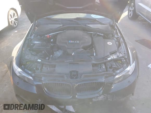 ✅ 2013 BMW M3 • VIN: WBSKG9C56DJ594991 • Лот: 43612592. Опубликован ранее на IAAI с пробегом 35 475 миль. Бесплатный доступ к архиву аукционных продаж из США и подробный отчёт об истории автомобиля на DreamBid. Изображение 10.