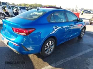 ✅ 2023 Kia Rio S • VIN: 3KPA24AD4PE542131 • Lot: 43526937. Wystawiony na IAAI z przebiegiem 17 349 mil. Bezpłatny archiwum sprzedaży aukcyjnych z USA i szczegółowy raport historii pojazdu na DreamBid. Zdjęcie 4.