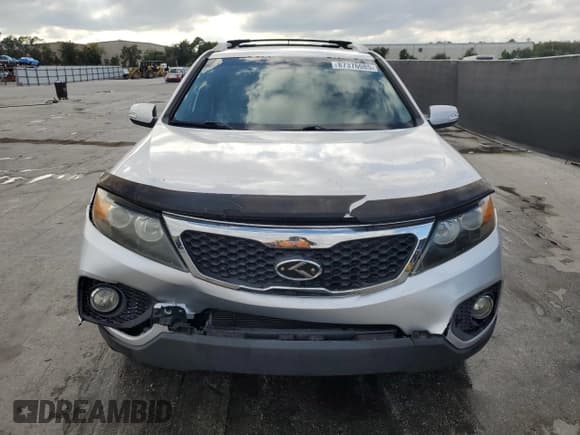 ✅ 2012 Kia Sorento LX • VIN: 5XYKT3A66CG250846 • Lot: 87376085. Listed on Copart with 75,328 mi. Free auction sales archive from the USA and detailed vehicle history report at DreamBid. Image 5.