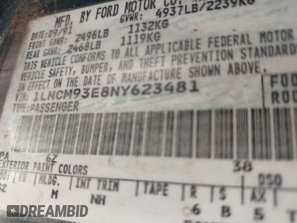 ✅ 1992 Lincoln Mark VIII • VIN: 1LNCM93E8NY623481 • Lot: 41835294. Wystawiony na IAAI z przebiegiem 123 271 mil. Bezpłatny archiwum sprzedaży aukcyjnych z USA i szczegółowy raport historii pojazdu na DreamBid. Zdjęcie 9.