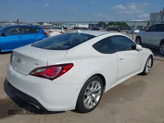 ✅ 2013 Hyundai Genesis Coupe Premium • VIN: KMHHT6KD8DU105294 • Lot: 42408028. Wystawiony na IAAI z przebiegiem 148 365 mil. Bezpłatny archiwum sprzedaży aukcyjnych z USA i szczegółowy raport historii pojazdu na DreamBid. Zdjęcie 4.