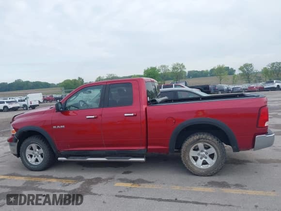 ✅ 2009 Dodge 1500 TRX • VIN: 1D3HV18P79S785623 • Lot: 42318140. Wystawiony na IAAI z przebiegiem 187 971 mil. Bezpłatny archiwum sprzedaży aukcyjnych z USA i szczegółowy raport historii pojazdu na DreamBid. Zdjęcie 15.