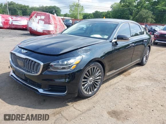 ✅ 2020 Kia K900 • VIN: KNAS34J61L6020637 • Lot: 42723865. Listed on IAAI with 42,895 mi. Free auction sales archive from the USA and detailed vehicle history report at DreamBid. Image 2.
