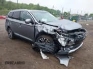 ✅ 2018 Mitsubishi Outlander SE • VIN: JA4AD3A35JZ064058 • Lot: 42311265. Listed on IAAI with 79,291 mi. Free auction sales archive from the USA and detailed vehicle history report at DreamBid. Image 1.