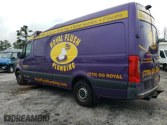 ✅ 2021 Mercedes-Benz Sprinter Cargo • VIN: W1Y4ECHY1MT067009 • Лот: 63750704. Опубликован ранее на Copart с пробегом 78 029 миль. Бесплатный доступ к архиву аукционных продаж из США и подробный отчёт об истории автомобиля на DreamBid. Изображение 2.