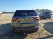 ✅ 2020 Chevrolet Traverse LS • VIN: 1GNERFKW7LJ125986 • Lot: 43445640. Wystawiony na IAAI z przebiegiem 93 583 mil. Bezpłatny archiwum sprzedaży aukcyjnych z USA i szczegółowy raport historii pojazdu na DreamBid. Zdjęcie 17.