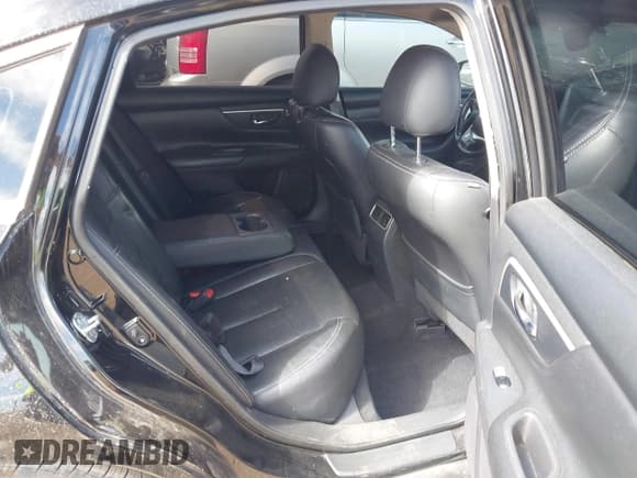 ✅ 2018 Nissan Altima SV • VIN: 1N4AL3AP6JC129777 • Lot: 43109363. Wystawiony na IAAI z przebiegiem 160 277 mil. Bezpłatny archiwum sprzedaży aukcyjnych z USA i szczegółowy raport historii pojazdu na DreamBid. Zdjęcie 8.