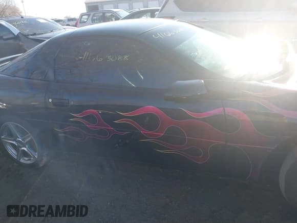 ✅ 1995 Chevrolet Camaro Z28 • VIN: 2G1FP22P5S2118387 • Лот: 41663088. Опубликован ранее на IAAI с пробегом 109 078 миль. Бесплатный доступ к архиву аукционных продаж из США и подробный отчёт об истории автомобиля на DreamBid. Изображение 13.