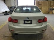 ✅ 2015 BMW 3 Series 328i xDrive • VIN: WBA3B5G50FNS13271 • Lot: 55094345. Wystawiony na Copart z przebiegiem 96 295 mil. Bezpłatny archiwum sprzedaży aukcyjnych z USA i szczegółowy raport historii pojazdu na DreamBid. Zdjęcie 6.