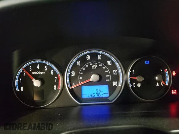 ✅ 2008 Hyundai Santa Fe GLS • VIN: 5NMSG73D98H162703 • Lot: 81577904. Listed on Copart with 146,763 mi. Free auction sales archive from the USA and detailed vehicle history report at DreamBid. Image 9.