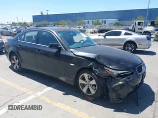 ✅ 2007 BMW 5 Series 525xi • VIN: WBANF33537CW70063 • Лот: 42986707. Опубликован ранее на IAAI с пробегом 71 406 миль. Бесплатный доступ к архиву аукционных продаж из США и подробный отчёт об истории автомобиля на DreamBid. Изображение 1.