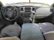 2008 Dodge 1500 SLT z VIN 1D7HU18208S548024, wystawiony jako Copart lot #64577494 z przebiegiem 203 264 mil mil oraz Szkoda całkowita • Salvage title. Historia ofert i sprzedaży dostępna na DreamBid. Obrazek 8.