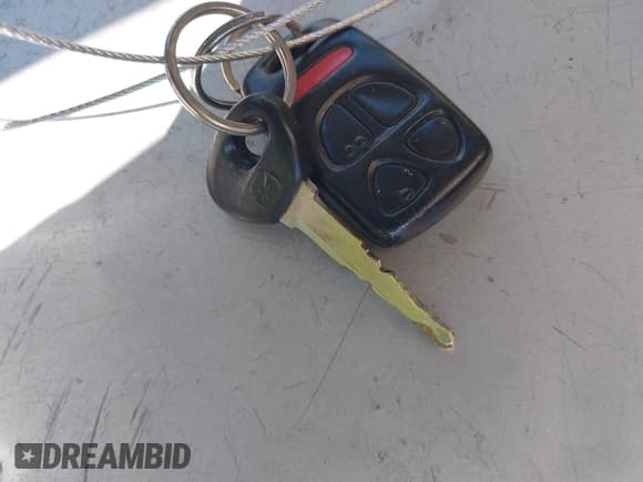 ✅ 2002 Mazda MPV LX • VIN: JM3LW28J320304633 • Lot: 43431342. Wystawiony na IAAI z przebiegiem 72 930 mil. Bezpłatny archiwum sprzedaży aukcyjnych z USA i szczegółowy raport historii pojazdu na DreamBid. Zdjęcie 11.