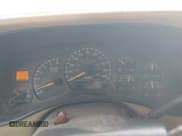 ✅ 2002 Chevrolet Silverado 2500HD LT • VIN: 1GCHK23U52F235890 • Lot: 43040627. Listed on IAAI with 361,130 mi. Free auction sales archive from the USA and detailed vehicle history report at DreamBid. Image 7.