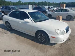 ✅ 2004 Hyundai Sonata • VIN: KMHWF25S34A946488 • Lot: 42821192. Listed on IAAI with 127,034 mi. Free auction sales archive from the USA and detailed vehicle history report at DreamBid. Image 1.
