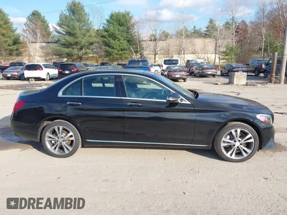 ✅ 2021 Mercedes-Benz C 300 • VIN: W1KWF8EB3MR613688 • Lot: 43664631. Listed on IAAI with 62,432 mi. Free auction sales archive from the USA and detailed vehicle history report at DreamBid. Image 13.