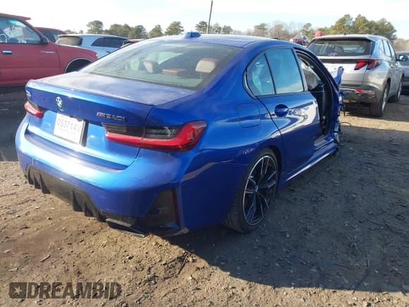 ✅ 2024 BMW 3 Series M340i xDrive • VIN: 3MW49FF00R8D93774 • Lot: 41330455. Listed on IAAI with 4,438 mi. Free auction sales archive from the USA and detailed vehicle history report at DreamBid. Image 4.