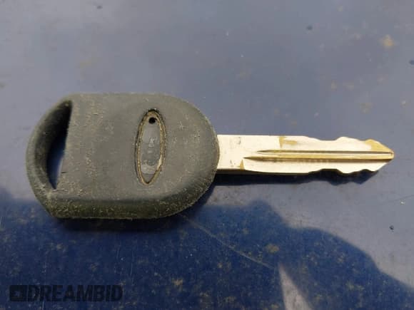 ✅ 2004 Ford Explorer Eddie Bauer • VIN: 1FMZU74W94UB24409 • Lot: 42244961. Listed on IAAI with 175,390 mi. Free auction sales archive from the USA and detailed vehicle history report at DreamBid. Image 11.