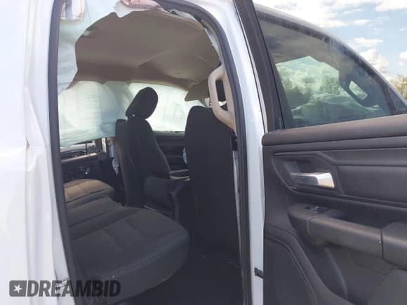 ✅ 2019 Ram 1500 Tradesman • VIN: 1C6RRFCG8KN768606 • Lot: 43404729. Listed on IAAI with Not provided. Free auction sales archive from the USA and detailed vehicle history report at DreamBid. Image 8.
