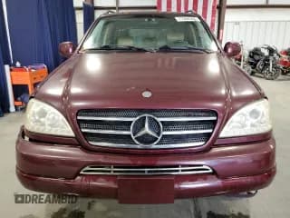 ✅ 1999 Mercedes-Benz M 320/430/500 • VIN: 4JGAB72EXXA082657 • Лот: 71366544. Опубликован ранее на Copart с пробегом 113 918 миль. Бесплатный доступ к архиву аукционных продаж из США и подробный отчёт об истории автомобиля на DreamBid. Изображение 5.