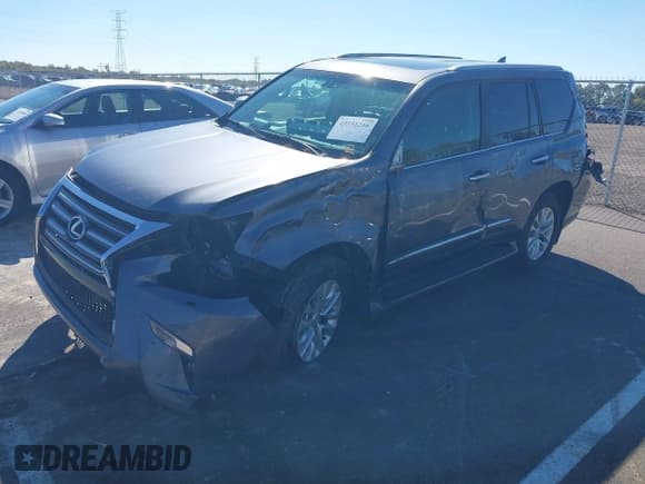 ✅ 2017 Lexus GX 460 Premium • VIN: JTJBM7FX8H5179331 • Lot: 43551216. Wystawiony na IAAI z przebiegiem 175 359 mil. Bezpłatny archiwum sprzedaży aukcyjnych z USA i szczegółowy raport historii pojazdu na DreamBid. Zdjęcie 2.