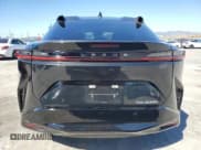 ✅ 2024 Lexus RZ 300e Premium • VIN: JTJABABB4RA003118 • Лот: 86528645. Опубликован ранее на Copart с пробегом 8 783 миль. Бесплатный доступ к архиву аукционных продаж из США и подробный отчёт об истории автомобиля на DreamBid. Изображение 6.