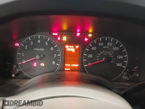 ✅ 2017 Nissan NV Cargo SL • VIN: 1N6AF0KY5HN804747 • Lot: 42759250. Wystawiony na IAAI z przebiegiem 138 382 mil. Bezpłatny archiwum sprzedaży aukcyjnych z USA i szczegółowy raport historii pojazdu na DreamBid. Zdjęcie 7.