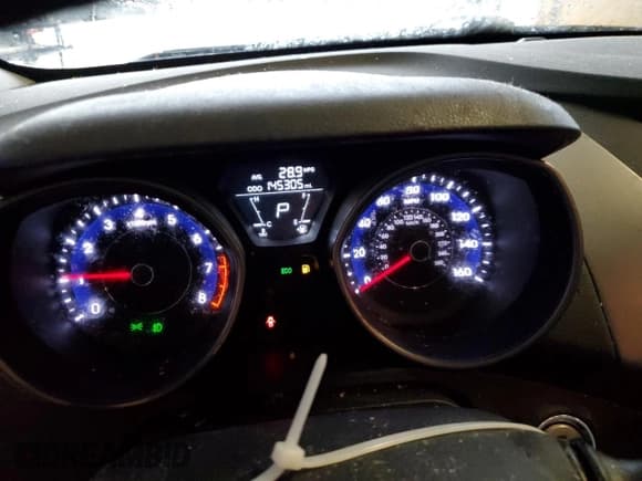 ✅ 2013 Hyundai Elantra Limited • VIN: 5NPDH4AEXDH223618 • Lot: 90495145. Listed on Copart with 145,305 mi. Free auction sales archive from the USA and detailed vehicle history report at DreamBid. Image 9.