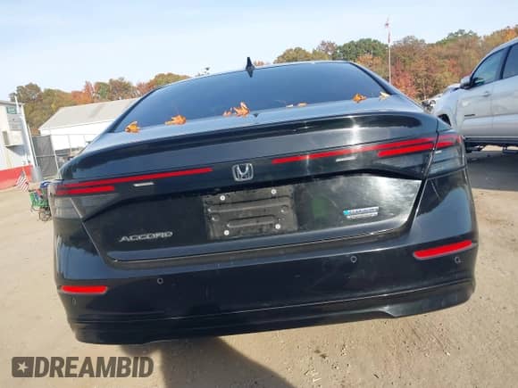 2023 Honda Accord EX-L with VIN 1HGCY2F67PA039431, listed as a IAAI auction lot 40734166 with 32,433 mi miles and . Bid and sale history available at DreamBid. Image 16.