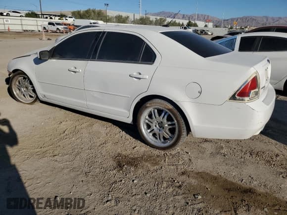 ✅ 2007 Ford Fusion SE • VIN: 3FAHP07127R174844 • Lot: 68800235. Listed on Copart with Not provided. Free auction sales archive from the USA and detailed vehicle history report at DreamBid. Image 2.