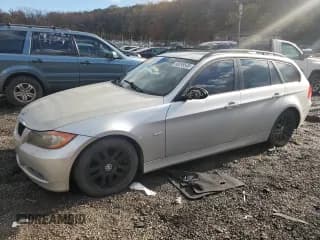 ✅ 2007 BMW 3 Series 328xi • VIN: WBAVT73547FZ36107 • Lot: 90835545. Wystawiony na Copart z przebiegiem Nie podano. Bezpłatny archiwum sprzedaży aukcyjnych z USA i szczegółowy raport historii pojazdu na DreamBid. Zdjęcie 1.