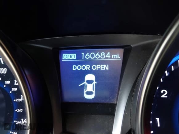 ✅ 2014 Hyundai Genesis Coupe Ultimate • VIN: KMHHU6KJ9EU114557 • Lot: 42372324. Wystawiony na IAAI z przebiegiem 160 684 mil. Bezpłatny archiwum sprzedaży aukcyjnych z USA i szczegółowy raport historii pojazdu na DreamBid. Zdjęcie 15.