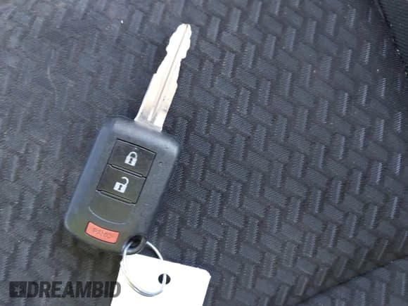 ✅ 2019 Mitsubishi Eclipse Cross ES • VIN: JA4AT3AA5KZ016935 • Lot: 43598223. Wystawiony na IAAI z przebiegiem 134 282 mil. Bezpłatny archiwum sprzedaży aukcyjnych z USA i szczegółowy raport historii pojazdu na DreamBid. Zdjęcie 11.