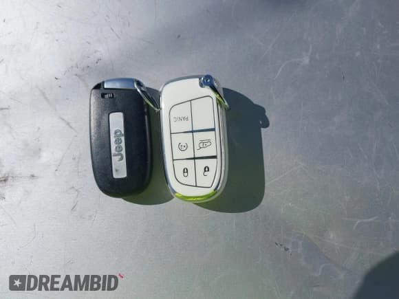 ✅ 2018 Jeep Grand Cherokee Limited • VIN: 1C4RJEBG9JC140690 • Lot: 43428301. Listed on IAAI with 147,481 mi. Free auction sales archive from the USA and detailed vehicle history report at DreamBid. Image 11.