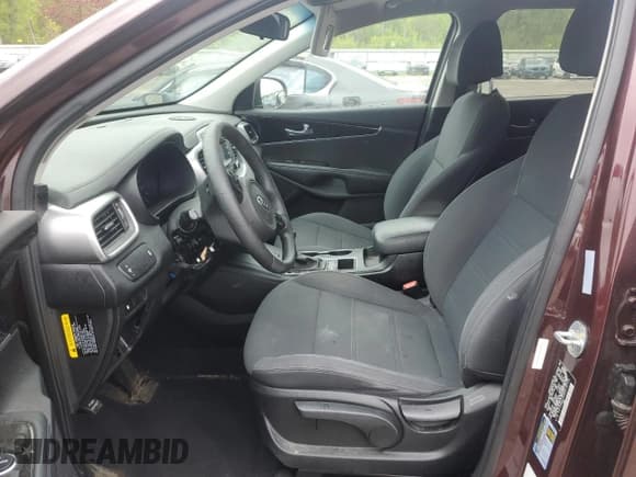 ✅ 2017 Kia Sorento LX • VIN: 5XYPGDA56HG316715 • Lot: 58795655. Listed on Copart with 109,848 mi. Free auction sales archive from the USA and detailed vehicle history report at DreamBid. Image 7.