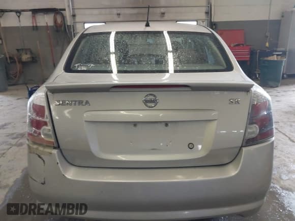 ✅ 2010 Nissan Sentra 2.0 • VIN: 3N1AB6AP1AL699563 • Lot: 42344059. Wystawiony na IAAI z przebiegiem 114 802 mil. Bezpłatny archiwum sprzedaży aukcyjnych z USA i szczegółowy raport historii pojazdu na DreamBid. Zdjęcie 17.