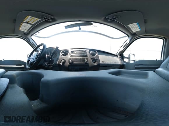 ✅ 2015 Ford F-250 • VIN: 1FDDF2B66FEA34884 • Lot: 42434311. Listed on IAAI with 131,644 mi. Free auction sales archive from the USA and detailed vehicle history report at DreamBid. Image 19.