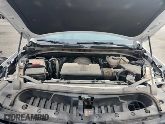 ✅ 2023 Chevrolet Tahoe RST • VIN: 1GNSKRKD8PR474847 • Lot: 82622165. Wystawiony na Copart z przebiegiem 29 408 mil. Bezpłatny archiwum sprzedaży aukcyjnych z USA i szczegółowy raport historii pojazdu na DreamBid. Zdjęcie 12.