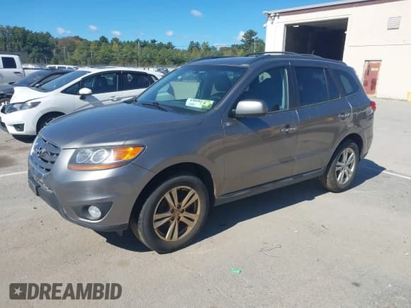 ✅ 2011 Hyundai Santa Fe Limited • VIN: 5XYZKDAG8BG082156 • Lot: 43328593. Listed on IAAI with 186,171 mi. Free auction sales archive from the USA and detailed vehicle history report at DreamBid. Image 2.