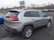 ✅ 2015 Jeep Cherokee Latitude • VIN: 1C4PJMCS4FW773608 • Лот: 43665880. Опубликован ранее на IAAI с пробегом 107 131 миль. Бесплатный доступ к архиву аукционных продаж из США и подробный отчёт об истории автомобиля на DreamBid. Изображение 4.